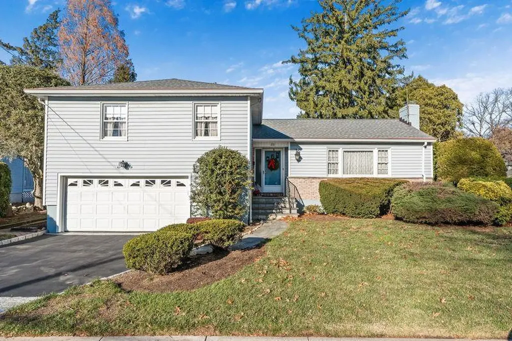 30 Crystal Street Harrison NY 10528