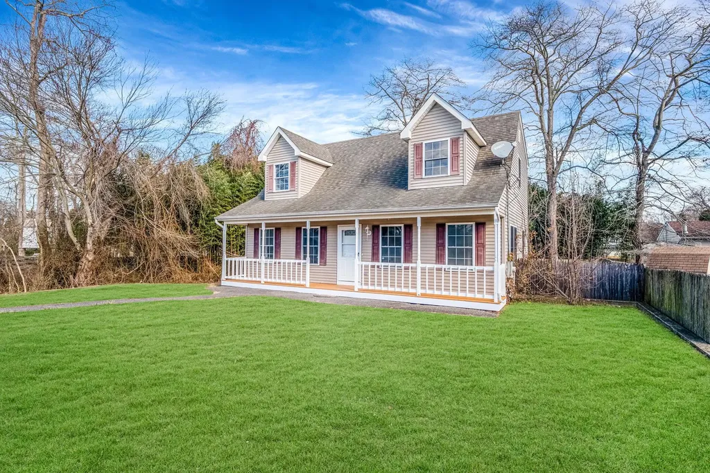 85 Cypress Drive Mastic Beach NY 11951