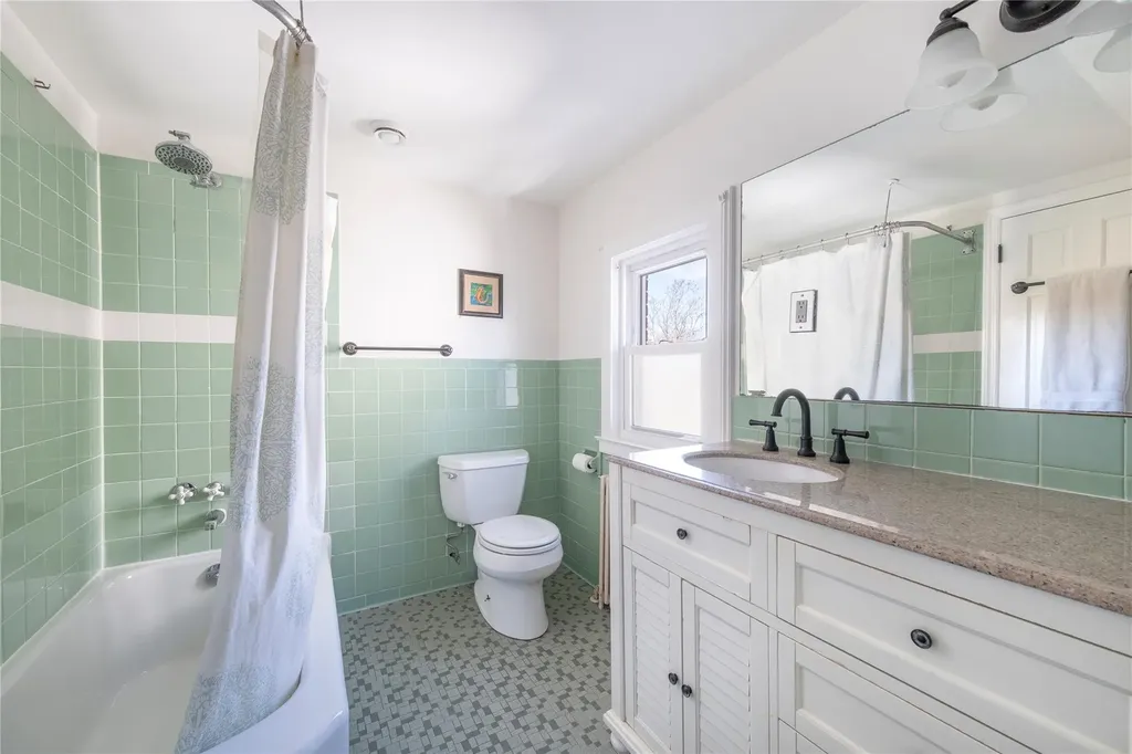 115 Third Avenue Pelham NY 10803