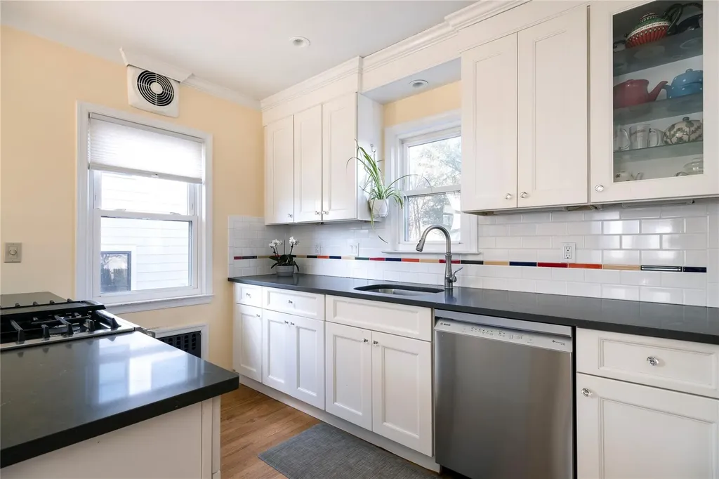 115 Third Avenue Pelham NY 10803