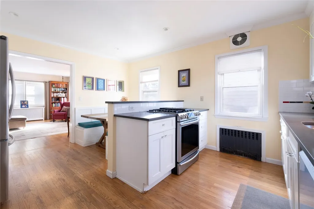 115 Third Avenue Pelham NY 10803