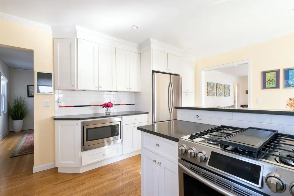 115 Third Avenue Pelham NY 10803