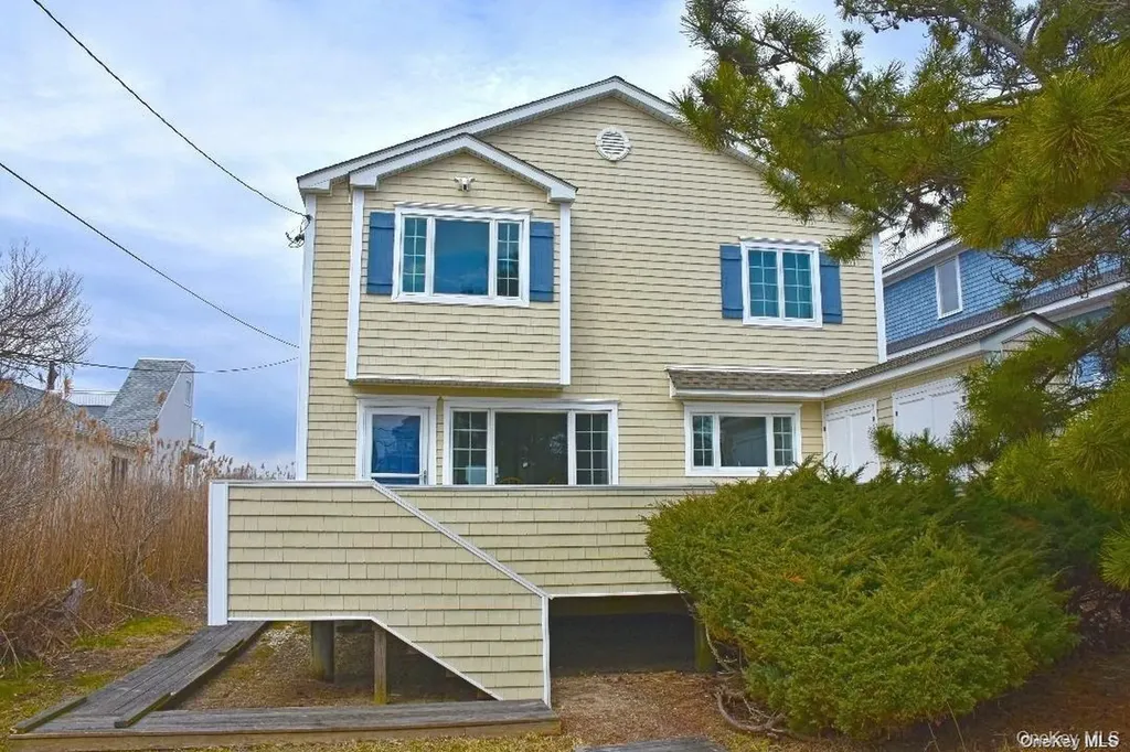 20 Dune Lane Westhampton Dunes NY 11978