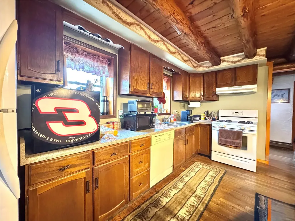 223 Tool House Road Catskill NY 12414