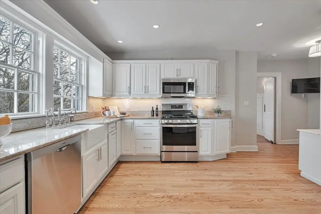 8 Circle Road Scarsdale NY 10583