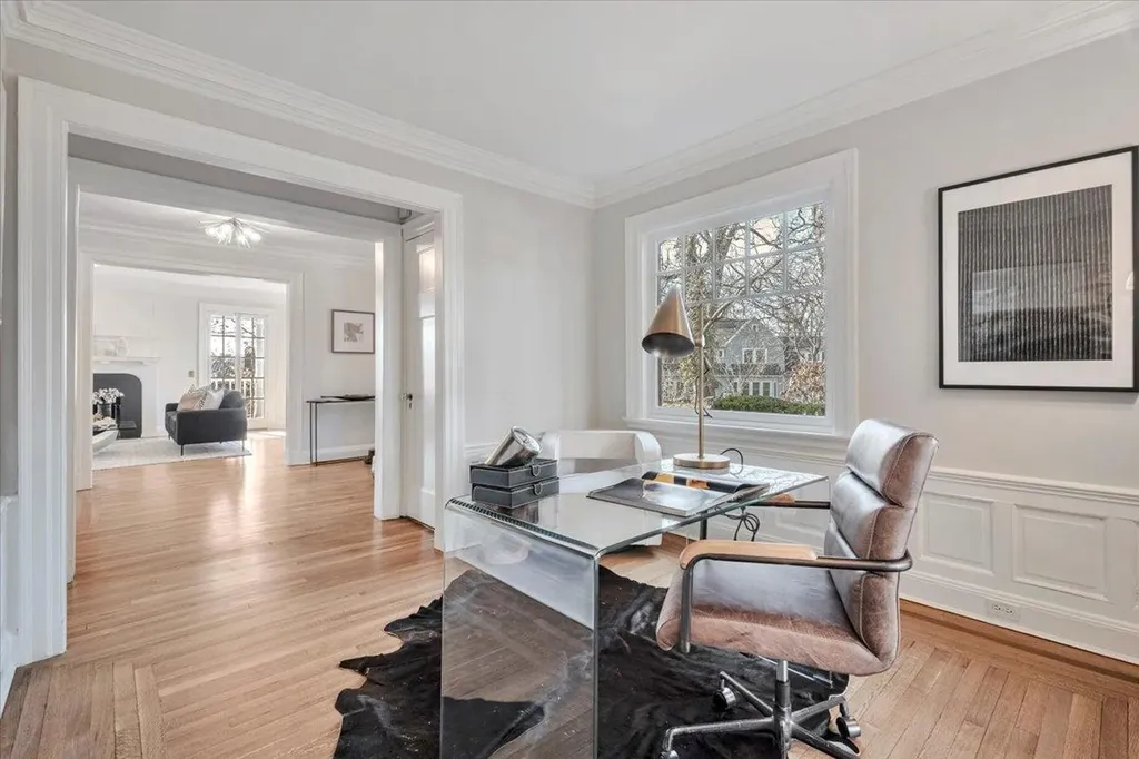 8 Circle Road Scarsdale NY 10583