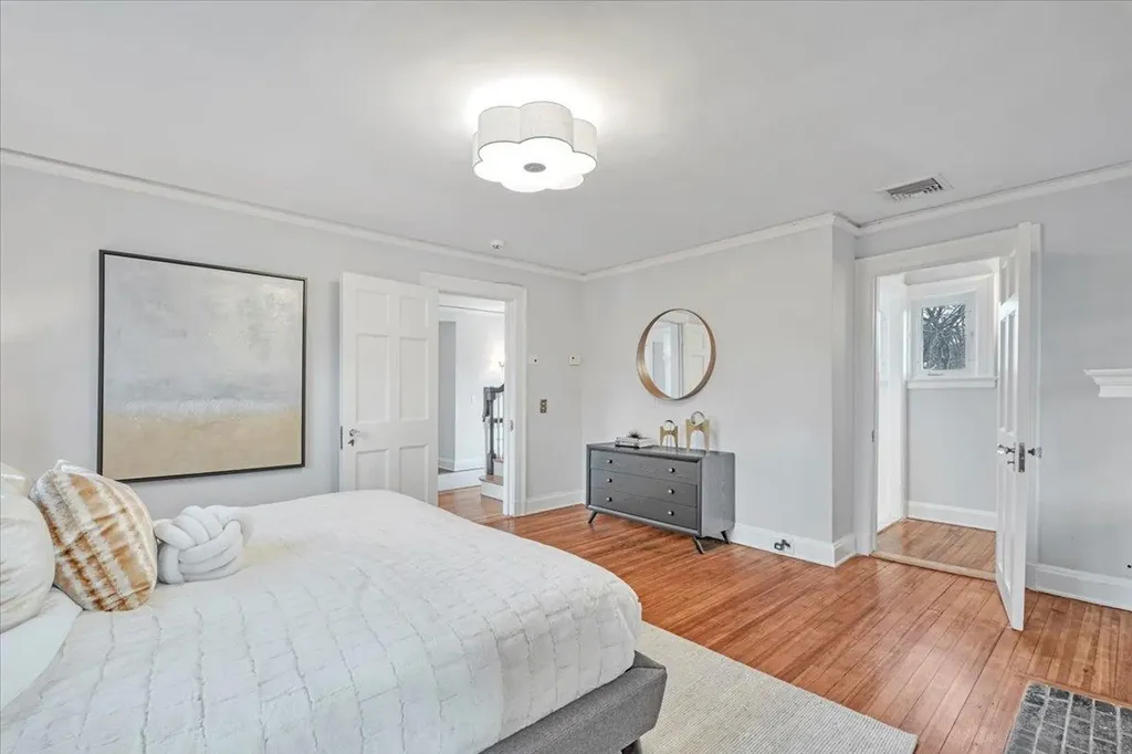 8 Circle Road Scarsdale NY 10583