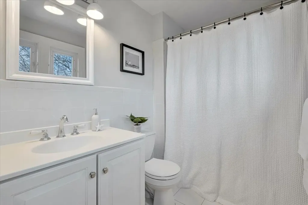 8 Circle Road Scarsdale NY 10583