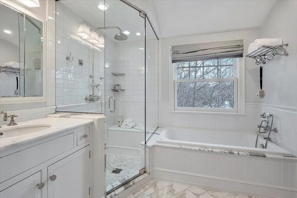 8 Circle Road Scarsdale NY 10583