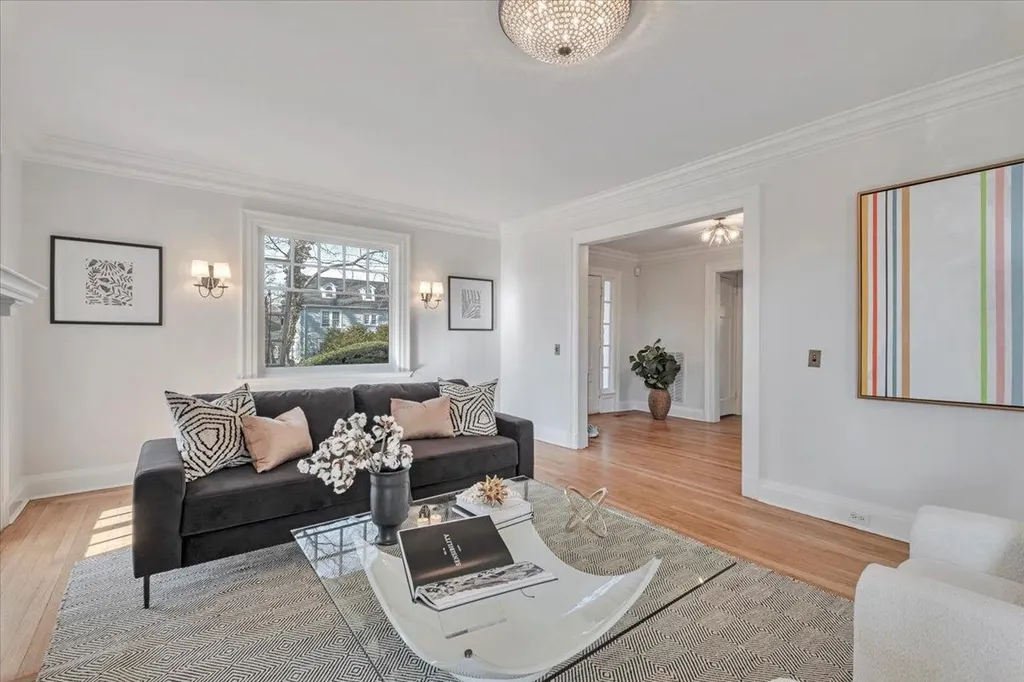 8 Circle Road Scarsdale NY 10583