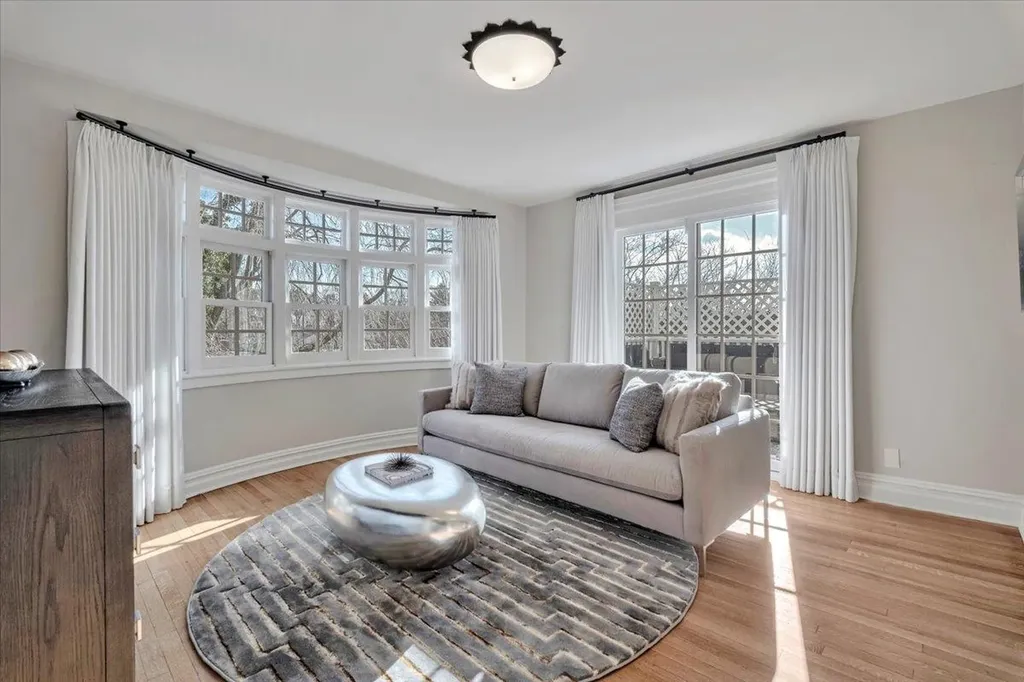 8 Circle Road Scarsdale NY 10583