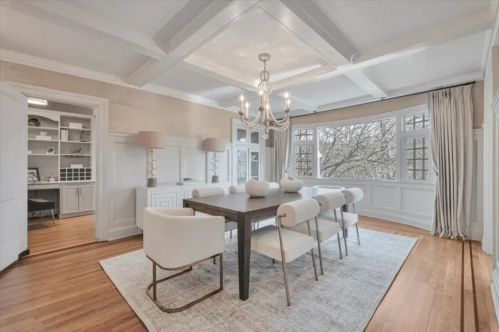 8 Circle Road Scarsdale NY 10583