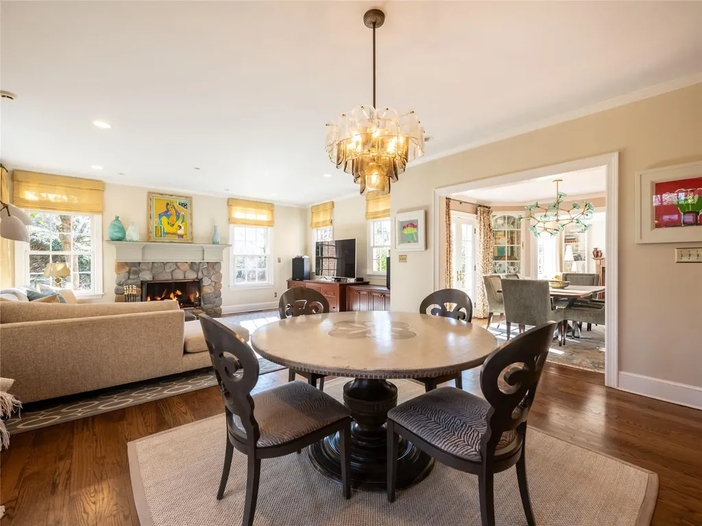 215 Circle Drive Manhasset NY 11030