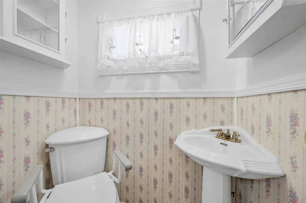 12 Kellogg Avenue Port Jervis NY 12771