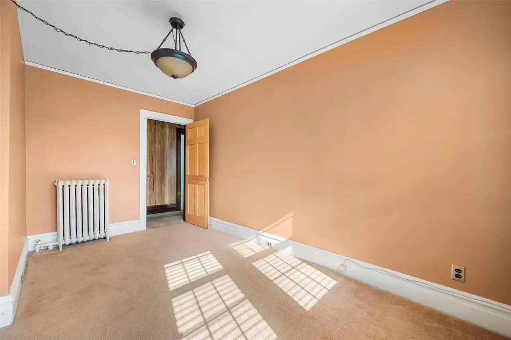 12 Kellogg Avenue Port Jervis NY 12771