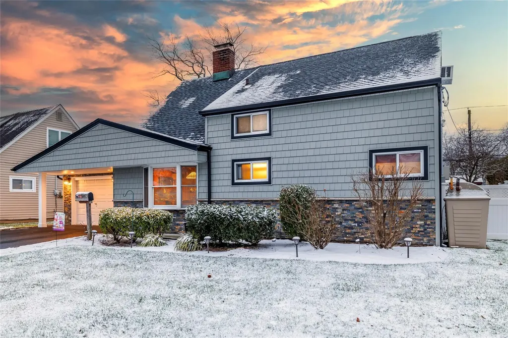 265 Blacksmith Road Levittown NY 11756