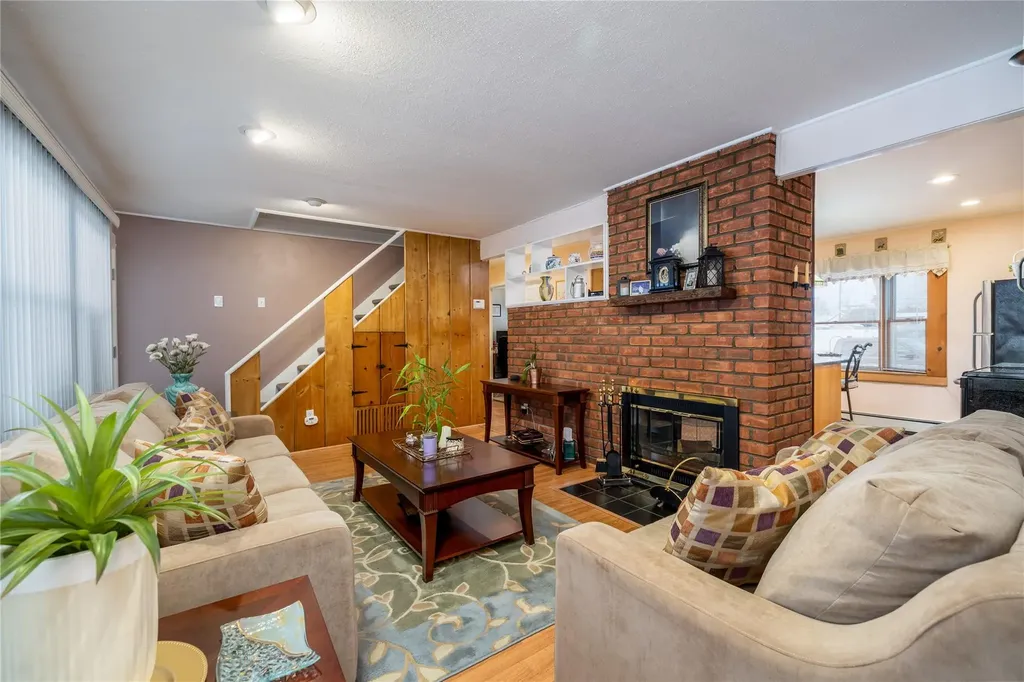 265 Blacksmith Road Levittown NY 11756
