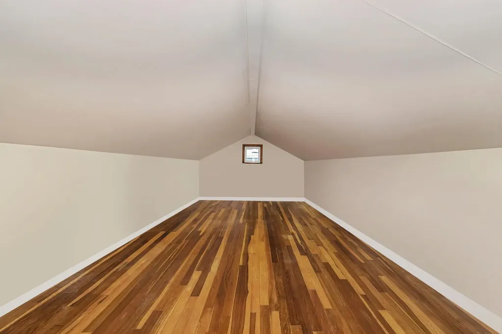 81 Willow Avenue Huntington NY 11743