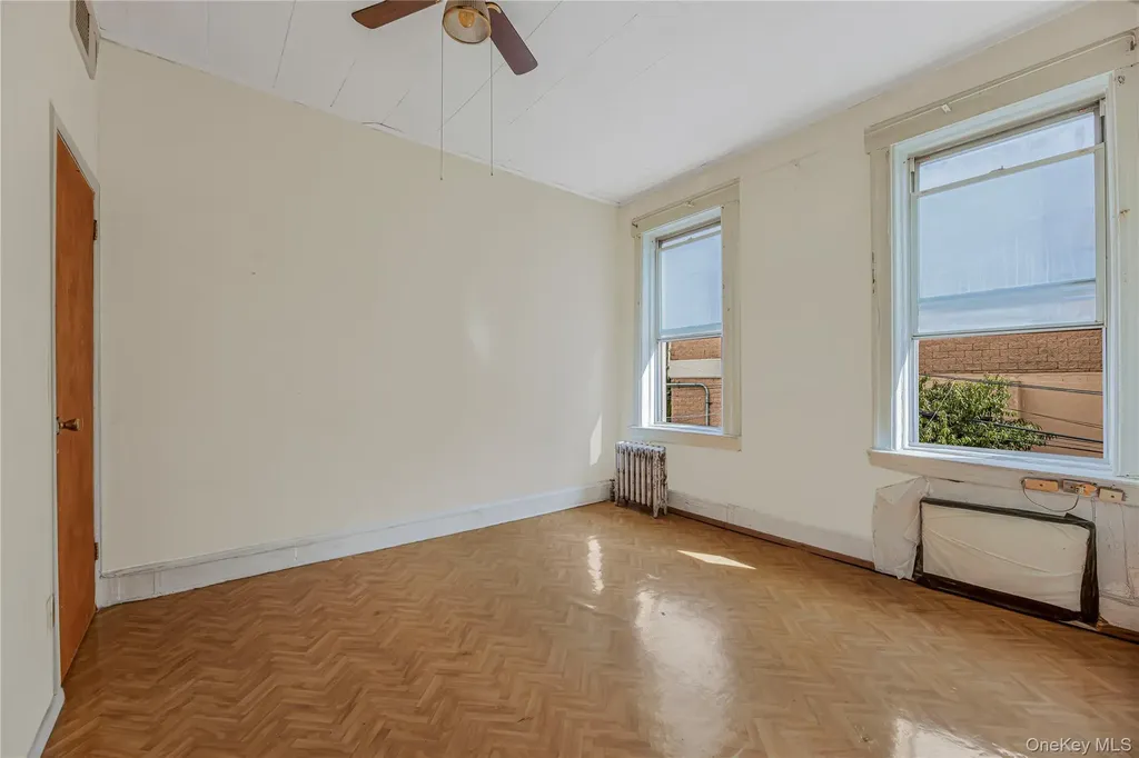 337 E 35th Street Brooklyn NY 11203