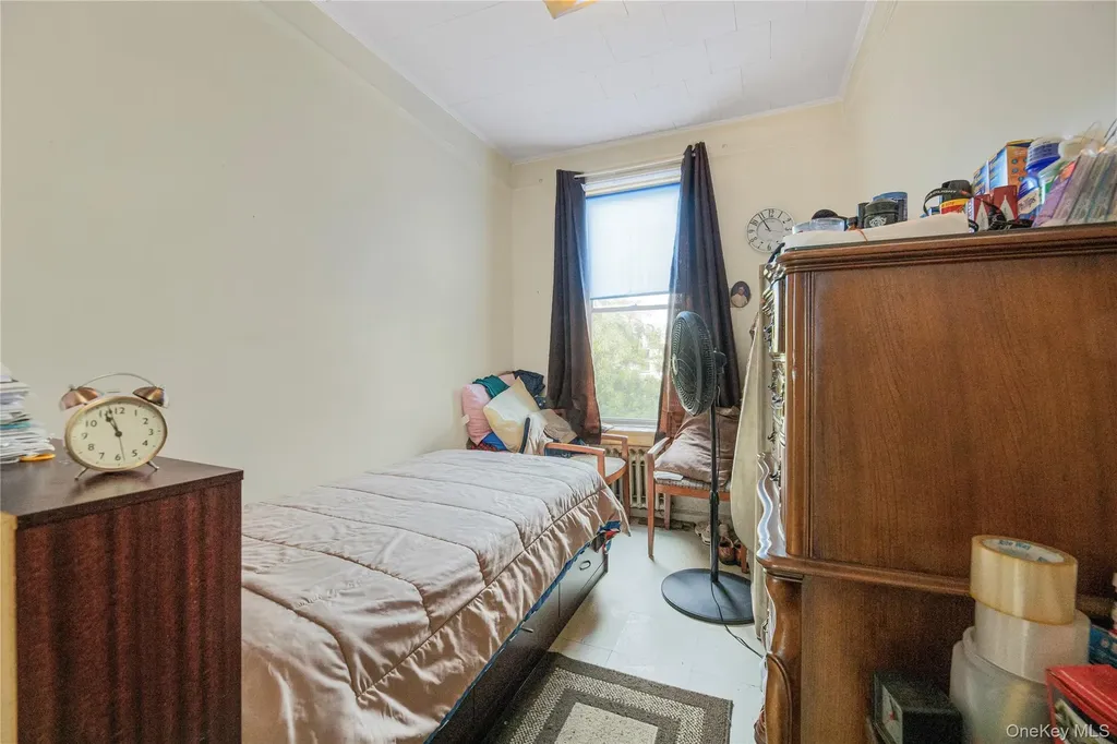 337 E 35th Street Brooklyn NY 11203