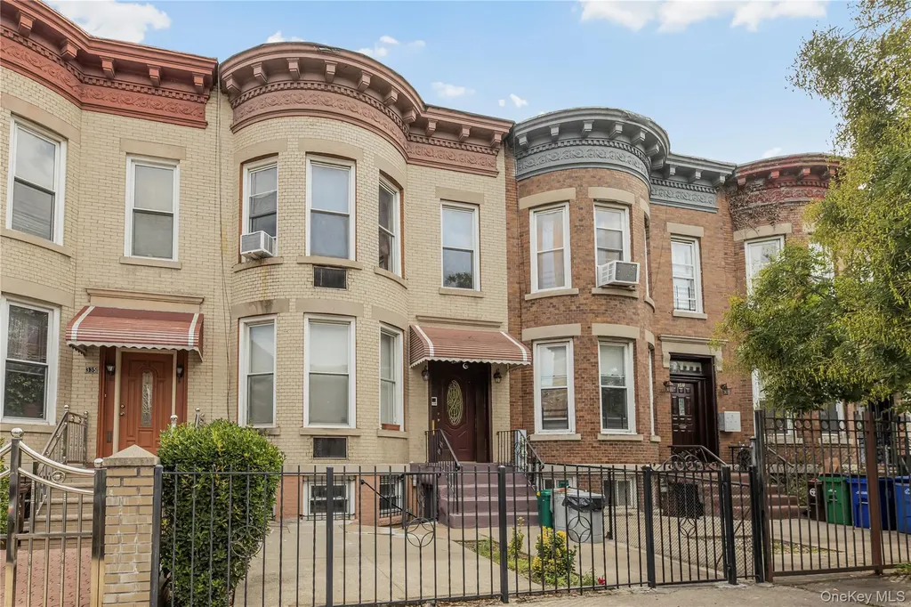 337 E 35th Street Brooklyn NY 11203