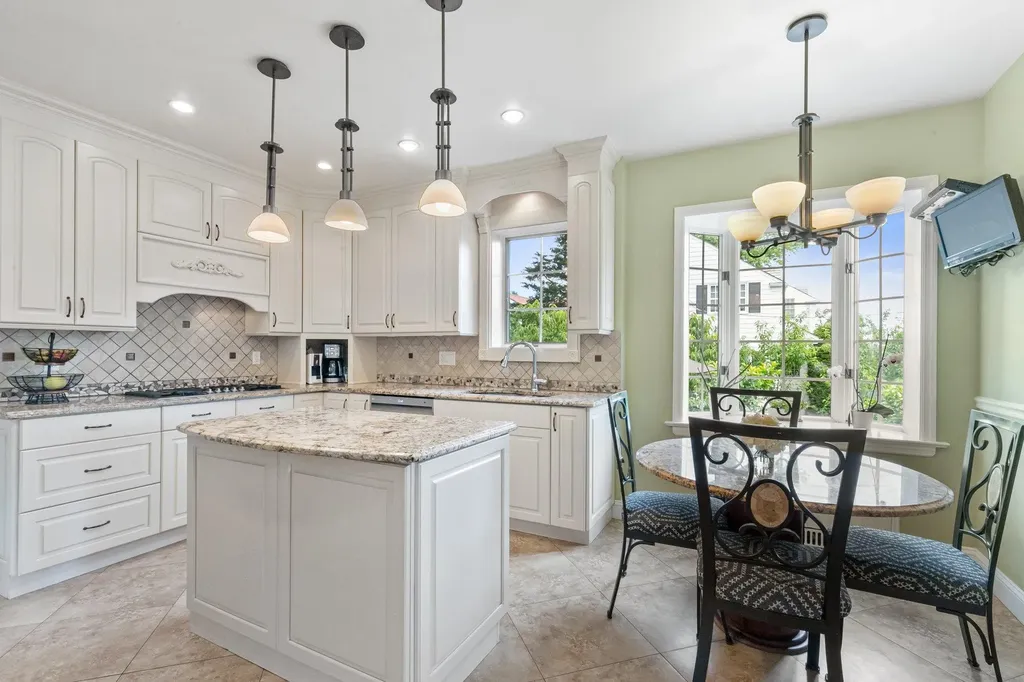 22 Foothill Road Bronxville NY 10708
