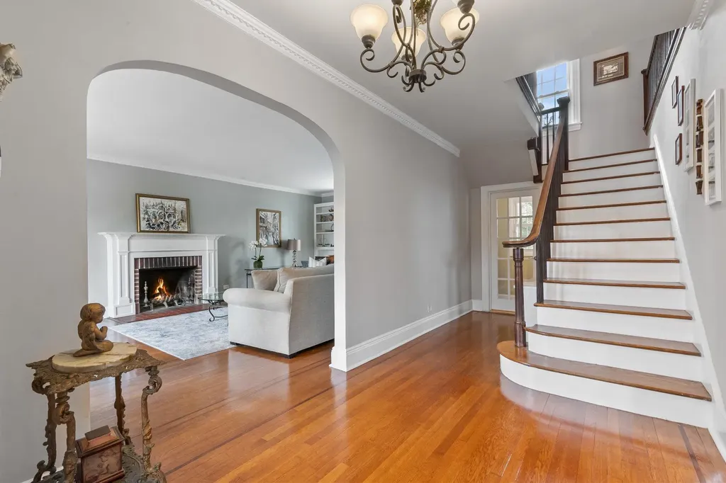 22 Foothill Road Bronxville NY 10708