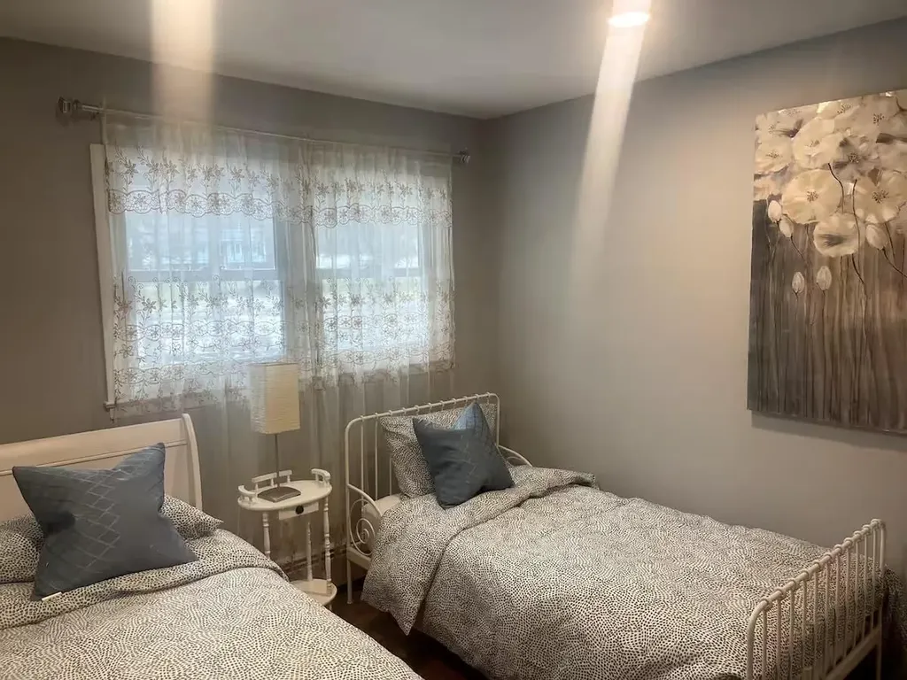 8 Martin Circle Warwick NY 10990