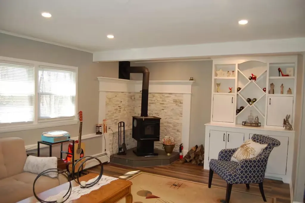 8 Martin Circle Warwick NY 10990