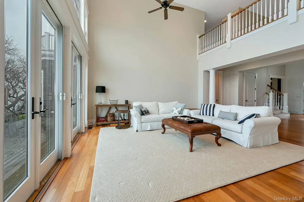 580 Lloyds Lane Mattituck NY 11952