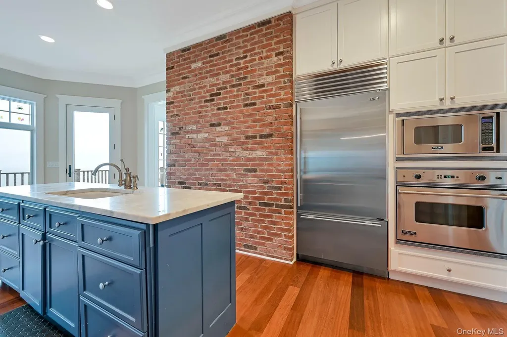 580 Lloyds Lane Mattituck NY 11952