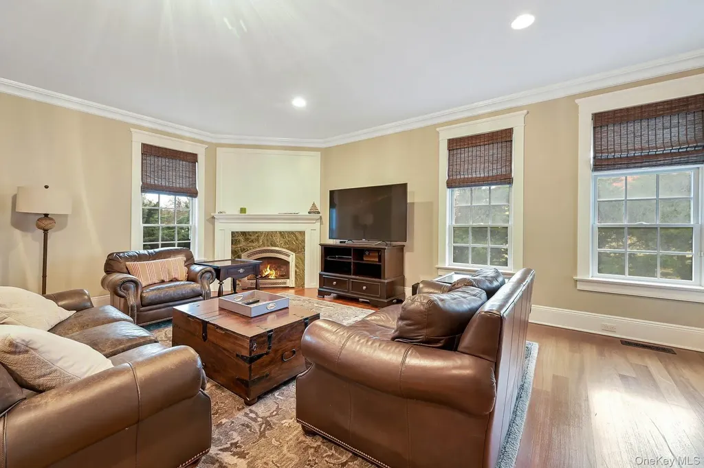 580 Lloyds Lane Mattituck NY 11952