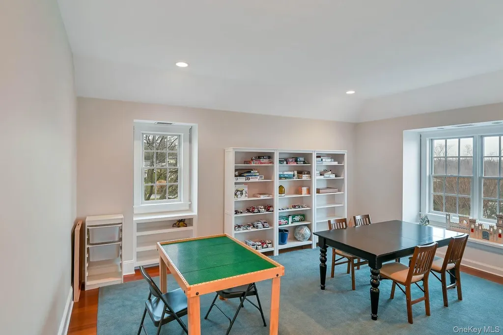 580 Lloyds Lane Mattituck NY 11952