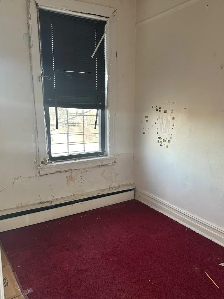 1867 Williamsbridge Road Bronx NY 10461