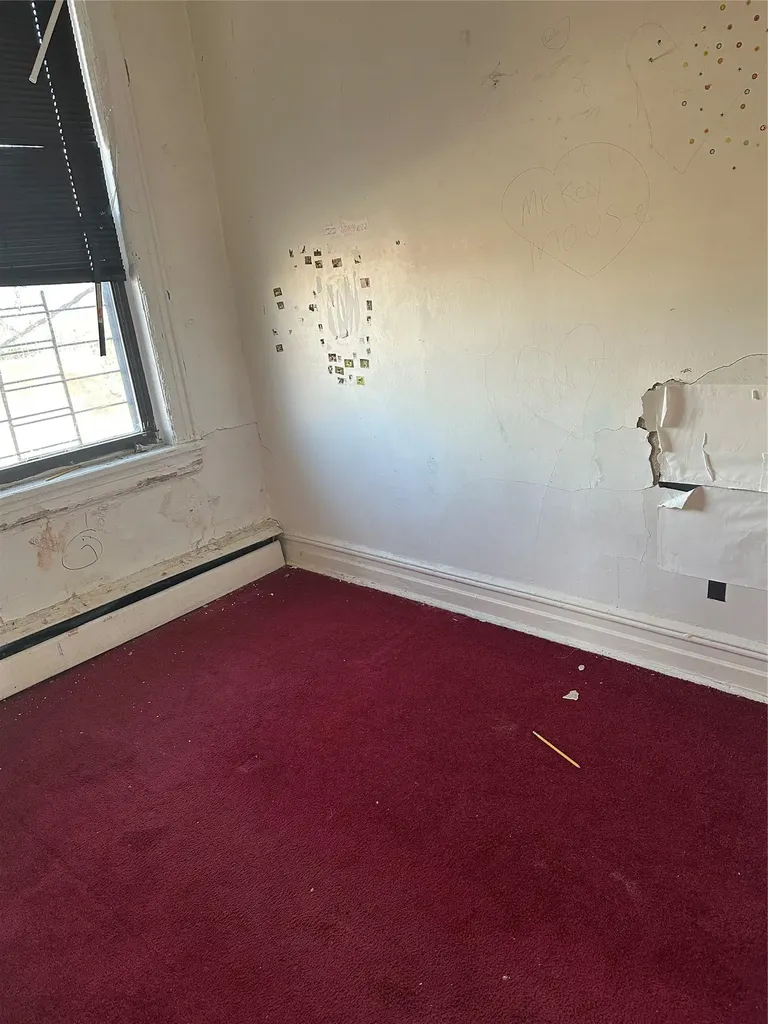 1867 Williamsbridge Road Bronx NY 10461