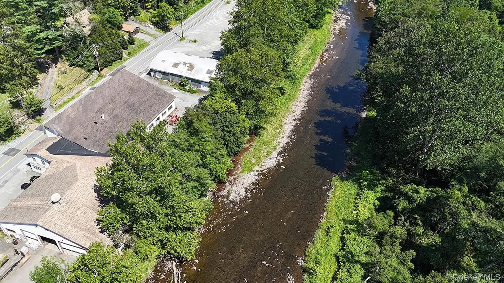4587 State Route 17b Callicoon NY 12723