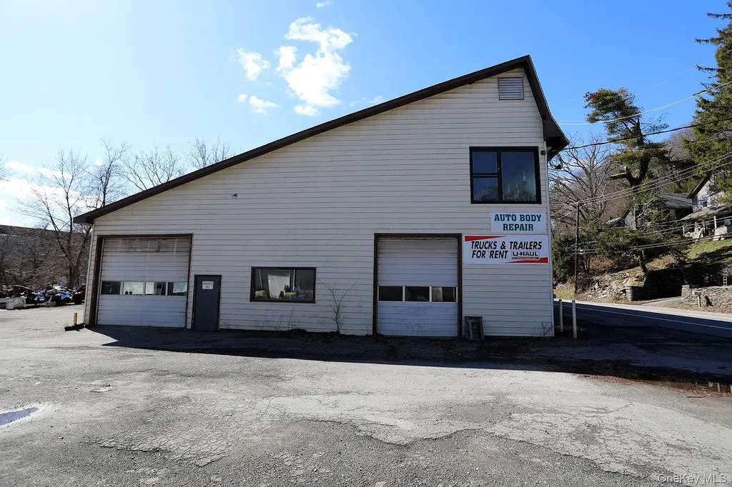 4587 State Route 17b Callicoon NY 12723