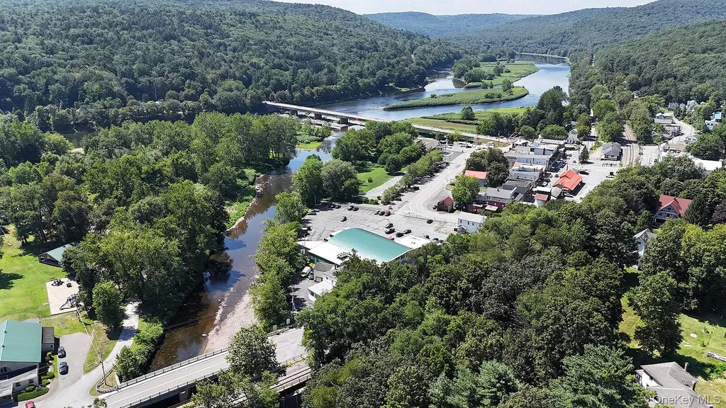 4587 State Route 17b Callicoon NY 12723
