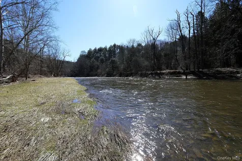 4587 State Route 17b Callicoon NY 12723