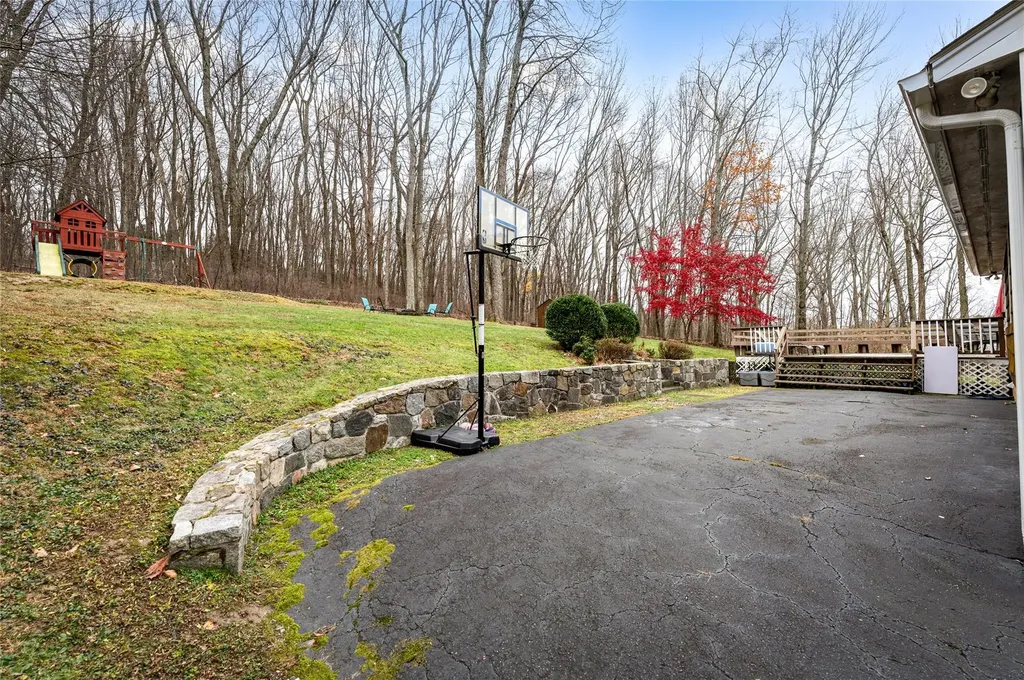 28 Arden Drive Amawalk NY 10501