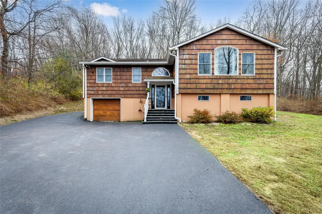 28 Arden Drive Amawalk NY 10501