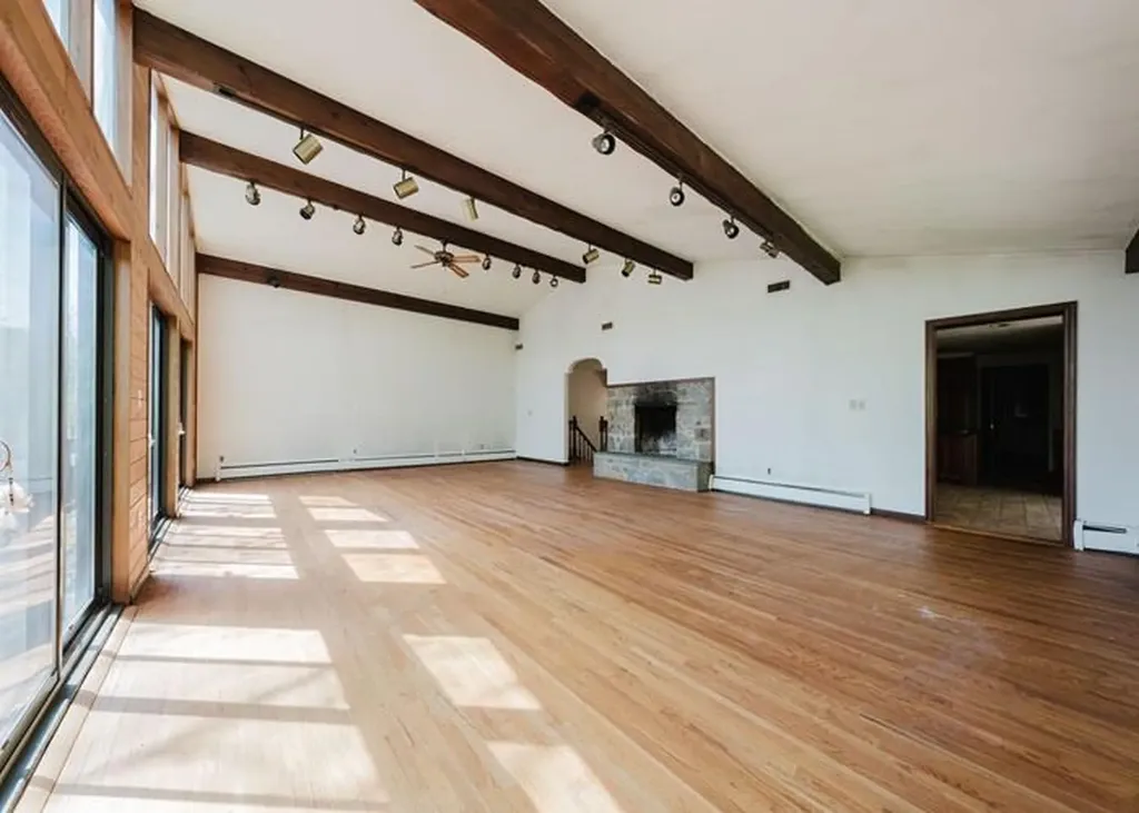 309 Salem Road Pound Ridge NY 10576