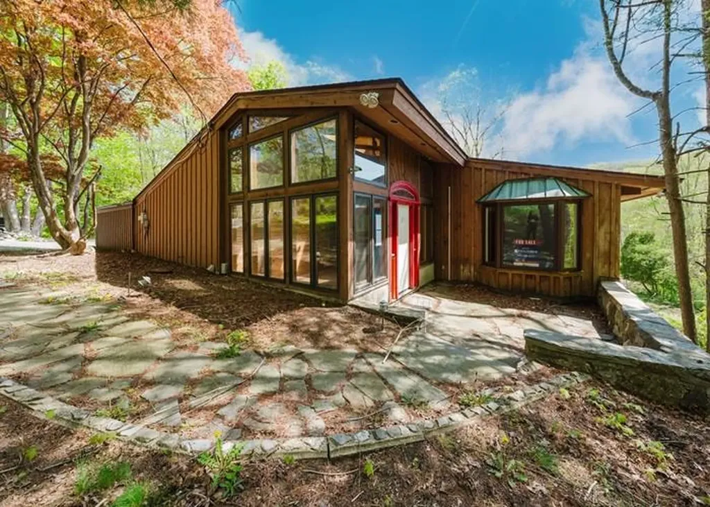 309 Salem Road Pound Ridge NY 10576