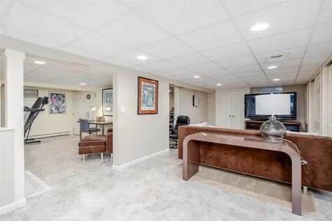 20 Musket Place East Setauket NY 11733