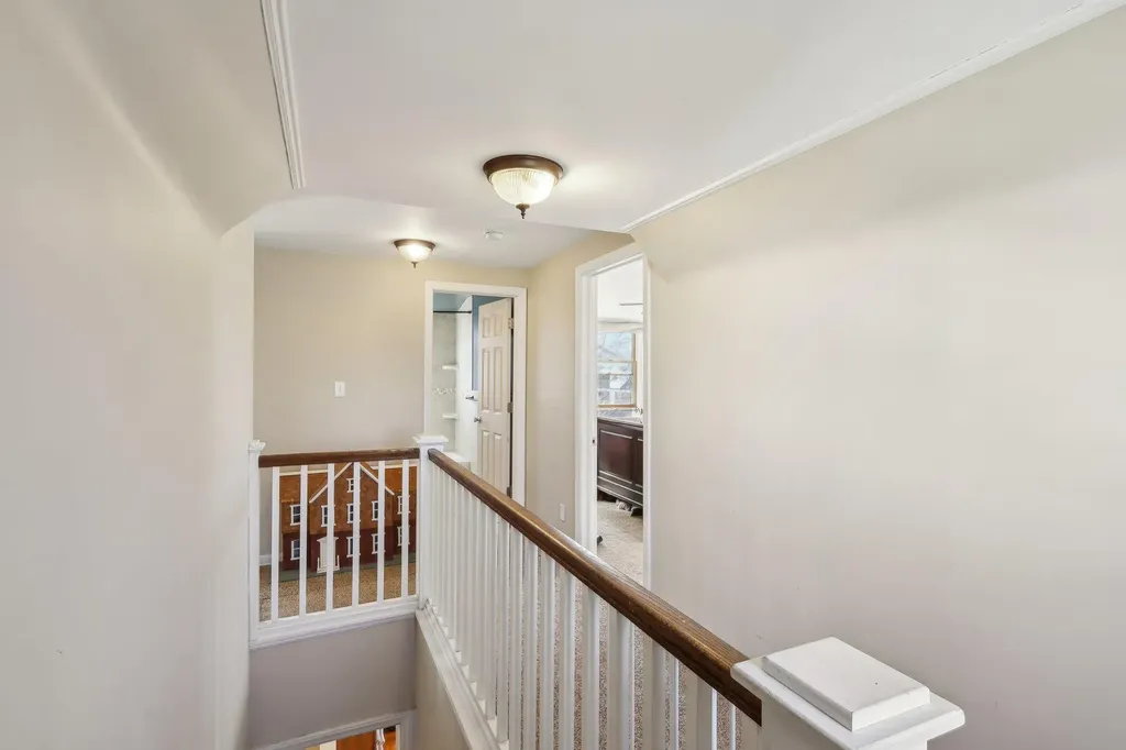 34 Yale Boulevard New Hyde Park NY 11040