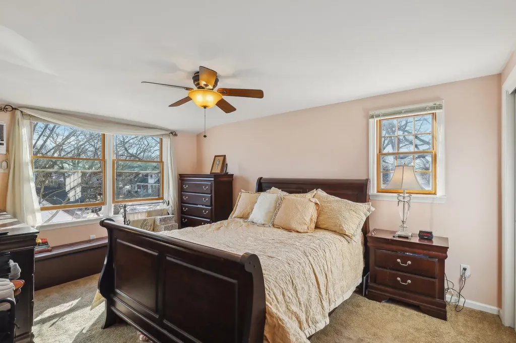 34 Yale Boulevard New Hyde Park NY 11040
