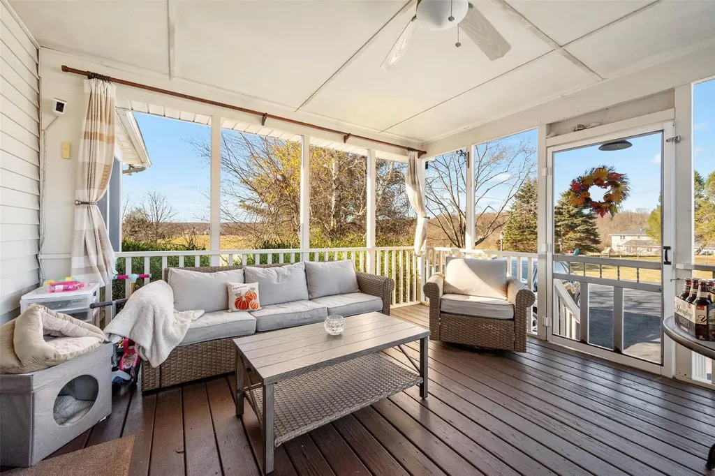 959 S Plank Road Slate Hill NY 10973
