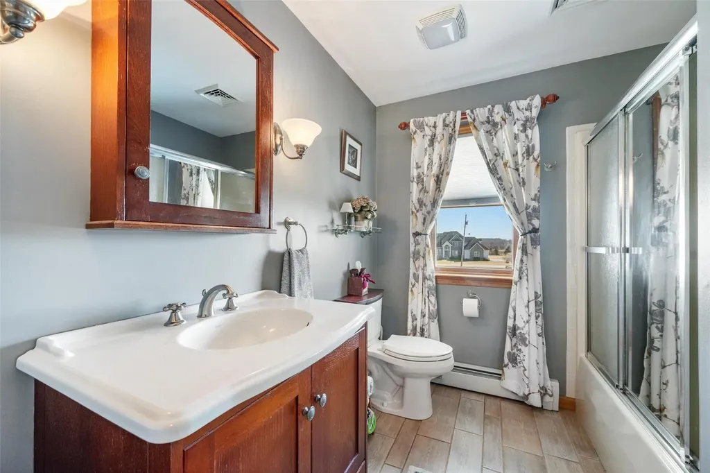 959 S Plank Road Slate Hill NY 10973