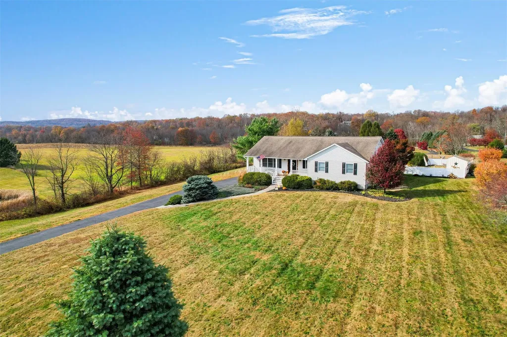 959 S Plank Road Slate Hill NY 10973