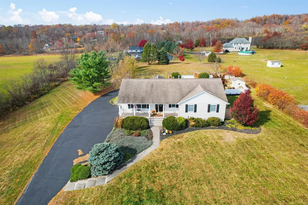 959 S Plank Road Slate Hill NY 10973